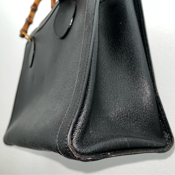 Gucci: Bamboo Princess Diana Leather Tote - Picture 13 of 16